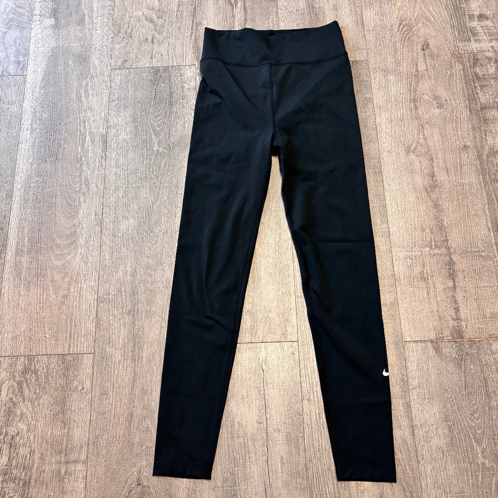 Nike Girls Size XL Mid Rise Black Leggings